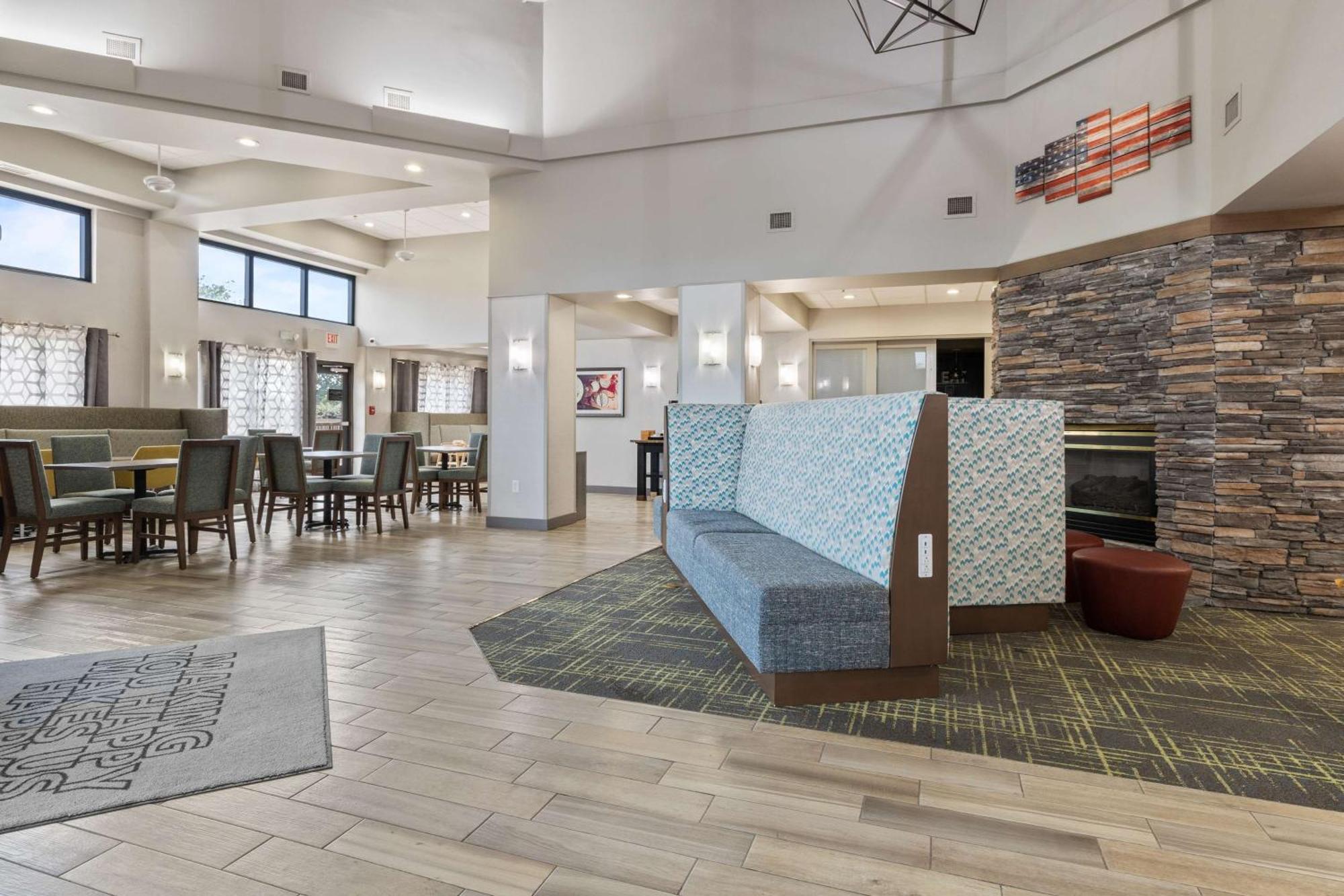 Hampton Inn & Suites Memphis-Wolfchase Galleria Bartlett Ngoại thất bức ảnh